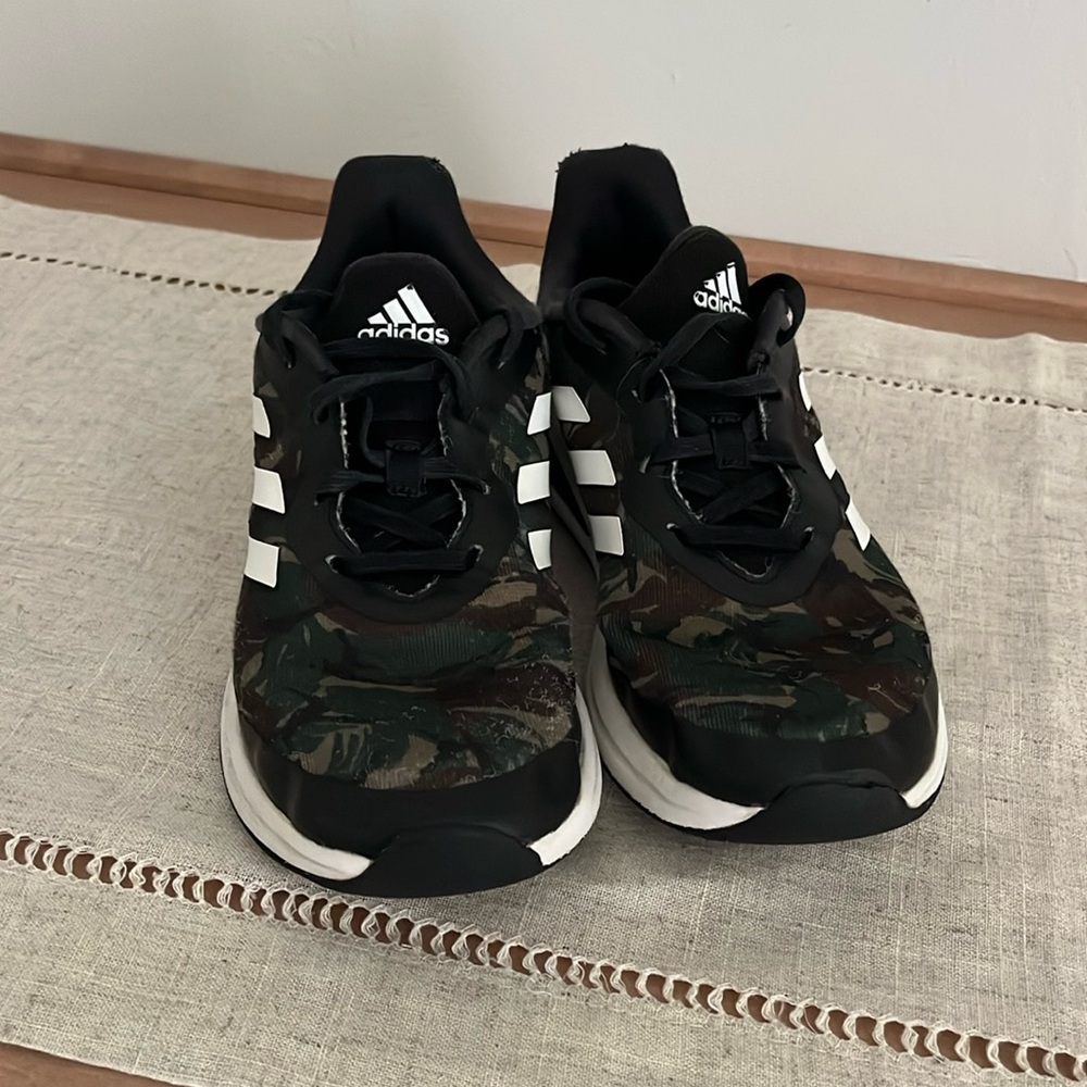 Adidas boys sneakers